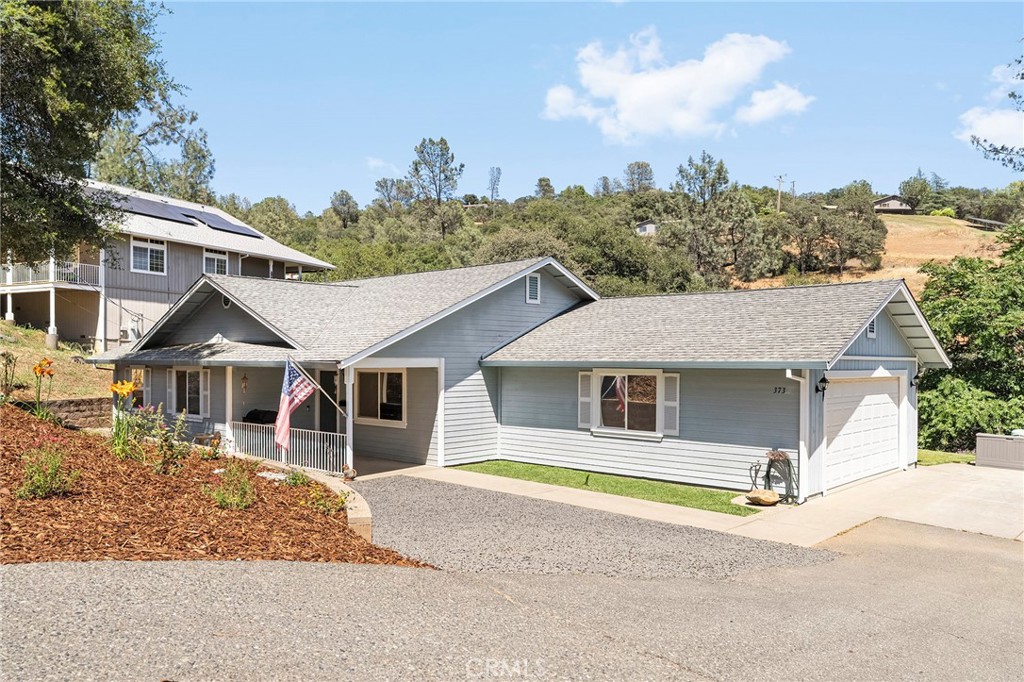 373 Skyline Boulevard