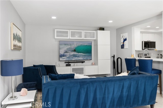 40 Tangerine, Irvine CA: https://media.crmls.org/medias/725821bc-9d36-48e9-9661-7a29f2cf09d8.jpg