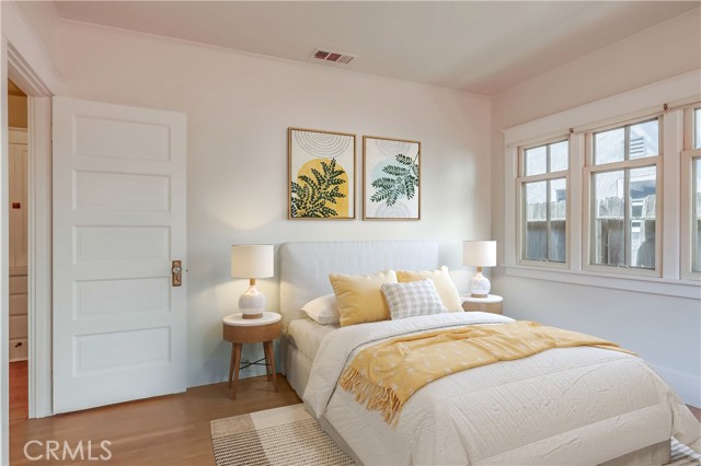 Detail Gallery Image 28 of 46 For 948 Cedar Ave, Long Beach,  CA 90813 - 2 Beds | 1 Baths