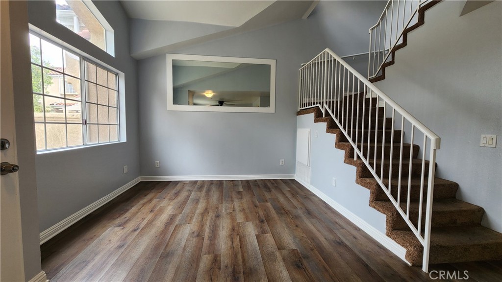 14202 Flower Street #V