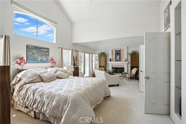 51 Corte Madera, Lake Elsinore CA: https://media.crmls.org/medias/7258e0d2-c535-44f3-b943-f48d2bae6ee4.jpg