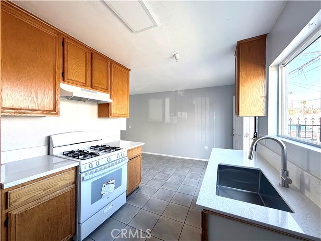 Detail Gallery Image 6 of 9 For 1849 Sichel St a,  Los Angeles,  CA 90031 - 1 Beds | 1 Baths