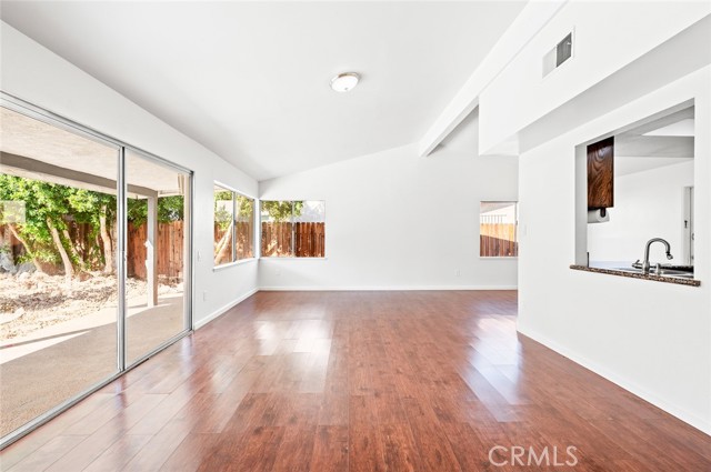 76796 Oklahoma Avenue, Palm Desert CA: https://media.crmls.org/medias/72594786-b903-4326-b21f-b5902cd3c54d.jpg