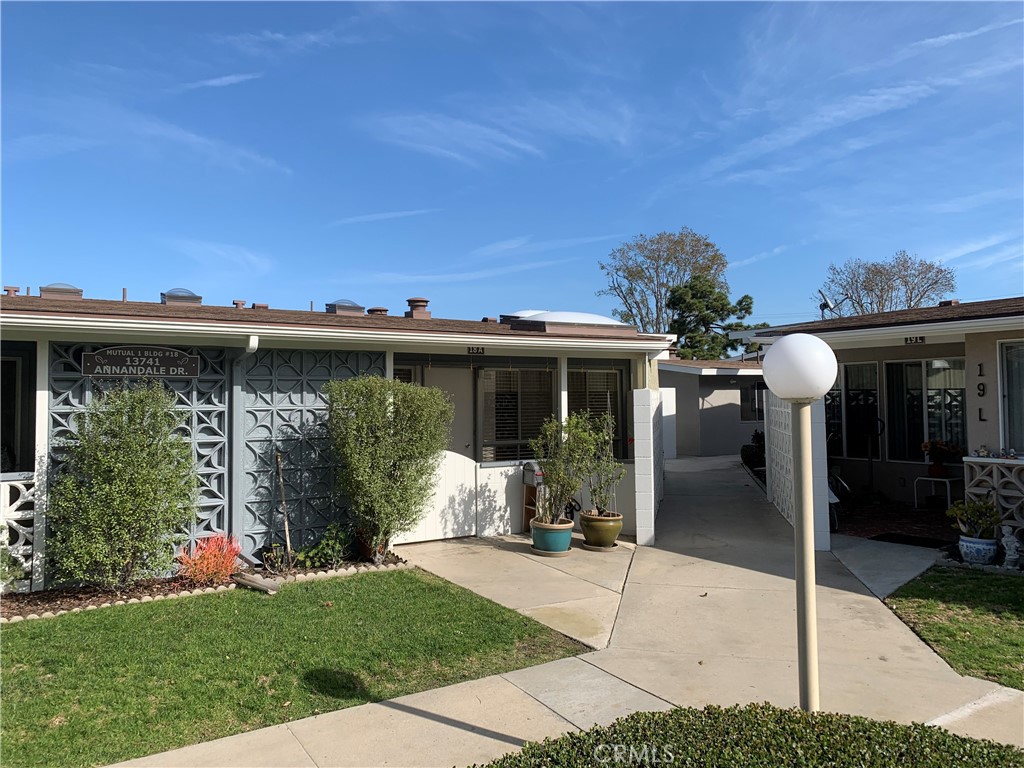 13741 Annandale Dr., Unit  #18A, Seal Beach, CA 90740