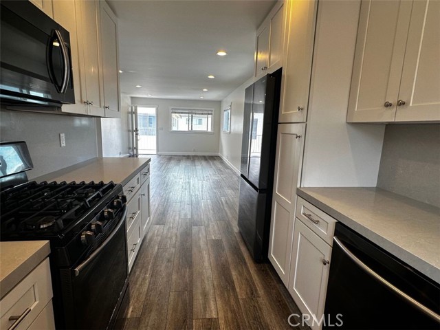Detail Gallery Image 15 of 18 For 2602 Apple Ave, Torrance,  CA 90501 - 2 Beds | 2 Baths