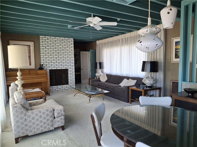 Detail Gallery Image 2 of 11 For 72424 Desert Dr, Rancho Mirage,  CA 92270 - 2 Beds | 2/1 Baths