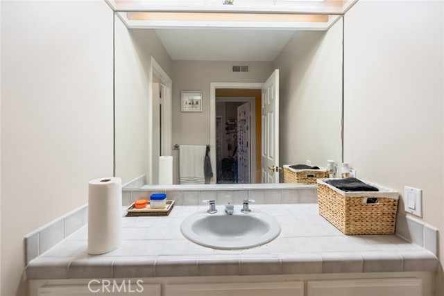 2445 N Santiago Boulevard, Orange CA: https://media.crmls.org/medias/725a90b5-c3de-42d8-bc75-a462f896c0ff.jpg