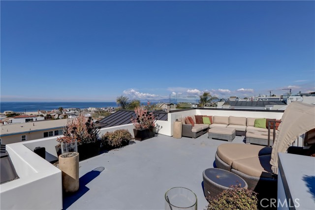 1712 Manhattan Avenue, Hermosa Beach, California 90254, 3 Bedrooms Bedrooms, ,4 BathroomsBathrooms,Residential Lease,For Rent,1712 Manhattan Avenue,CRSB24005805