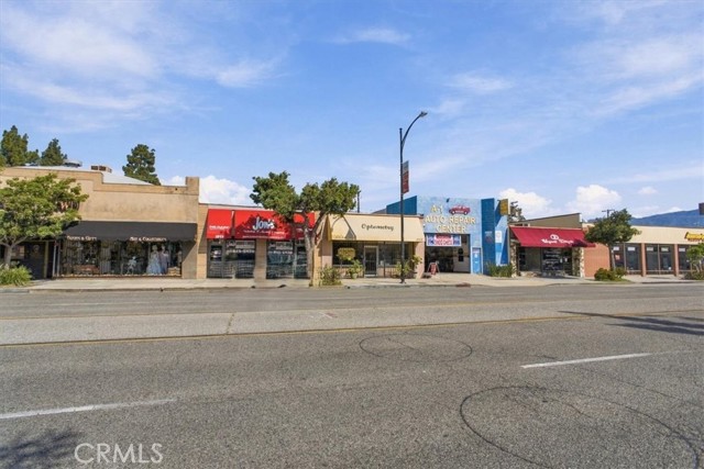  Commercial for Sale in Burbank, California