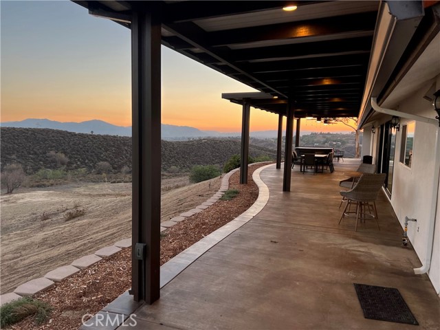 35251 Calle Campo, Temecula CA: https://media.crmls.org/medias/725b8e40-b0a8-4099-ab6e-20d0a4d9093e.jpg