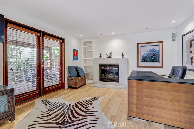 3205 Bayview Drive, Manhattan Beach, California 90266, 5 Bedrooms Bedrooms, ,5 BathroomsBathrooms,Residential,For Sale,Bayview,SB26067701