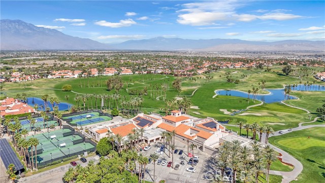 Detail Gallery Image 34 of 45 For 280 Vista Royale Cir, Palm Desert,  CA 92211 - 2 Beds | 2 Baths