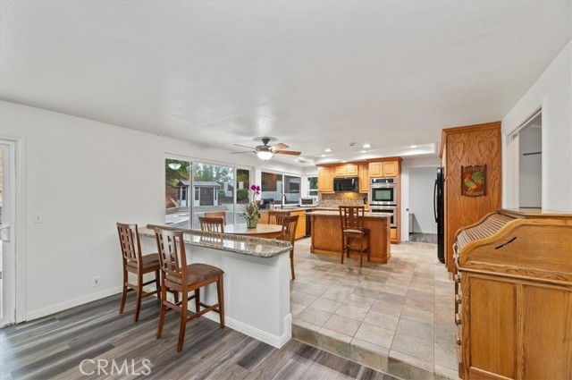 Detail Gallery Image 13 of 47 For 265 S Leandro St, Anaheim,  CA 92807 - 4 Beds | 2/1 Baths