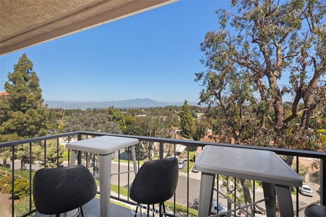 3336 Punta Alta, Laguna Woods CA: https://media.crmls.org/medias/725c9b13-7b2f-40fd-b45e-3913e0d48d35.jpg