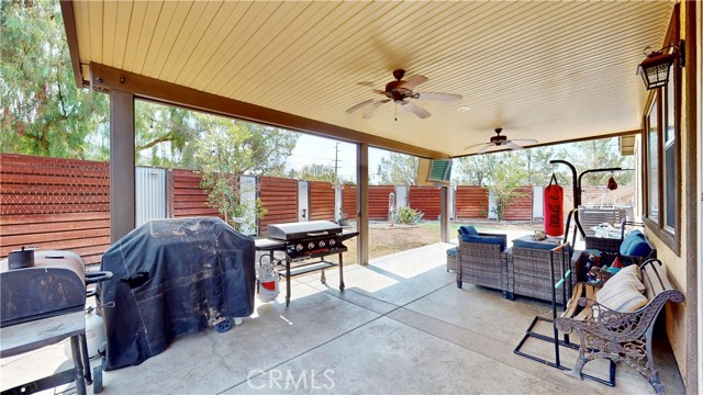 Detail Gallery Image 18 of 20 For 29121 Black Oak, Lake Elsinore,  CA 92530 - 3 Beds | 2 Baths