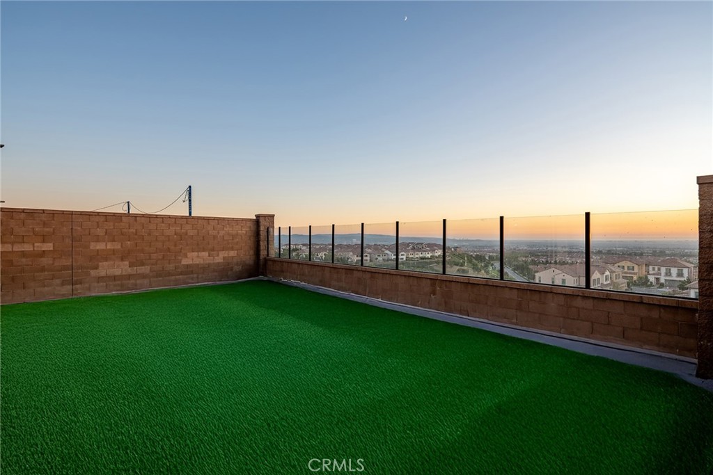 725e9899 6a45 4b40 8d20 561b6a6bac14