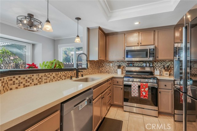 Detail Gallery Image 6 of 43 For 3670 Windstorm Way, Riverside,  CA 92503 - 4 Beds | 2/1 Baths