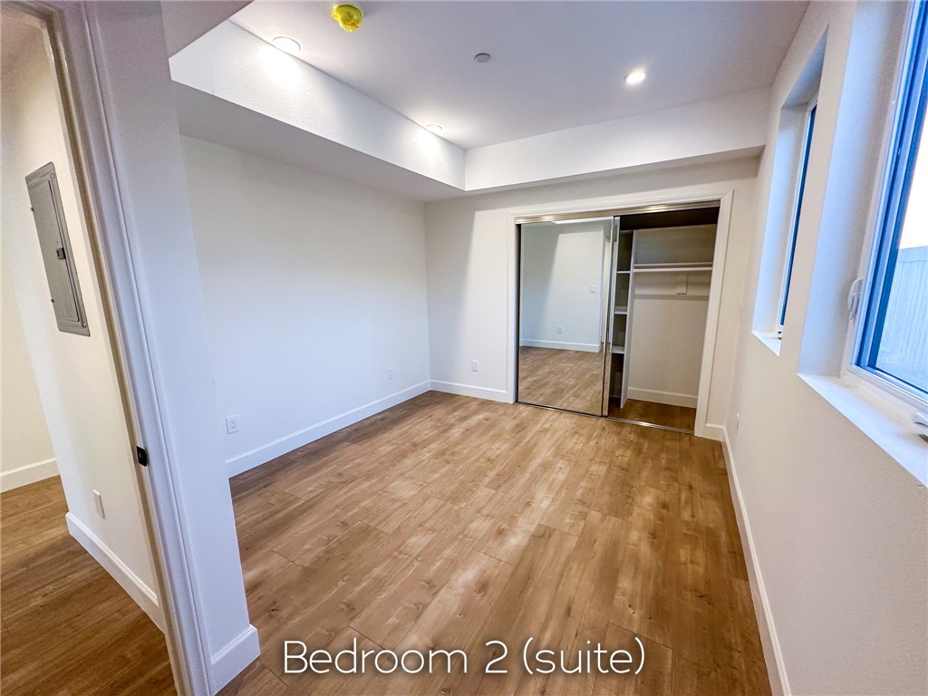 Detail Gallery Image 6 of 9 For 1644 5th Ave #1644 1/2,  Los Angeles,  CA 90019 - 2 Beds | 2 Baths