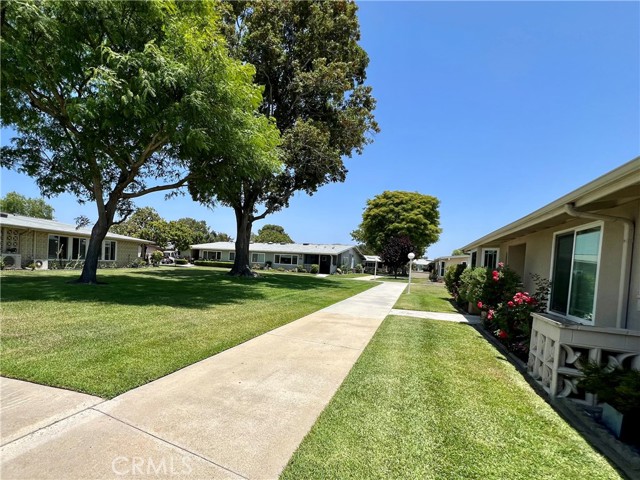 Detail Gallery Image 3 of 25 For 13450 St. Andrews Dr., M12-73k, Seal Beach,  CA 90740 - 2 Beds | 1 Baths