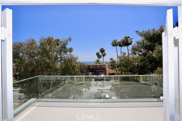 662 S Coast #B, Laguna Beach, CA 92651