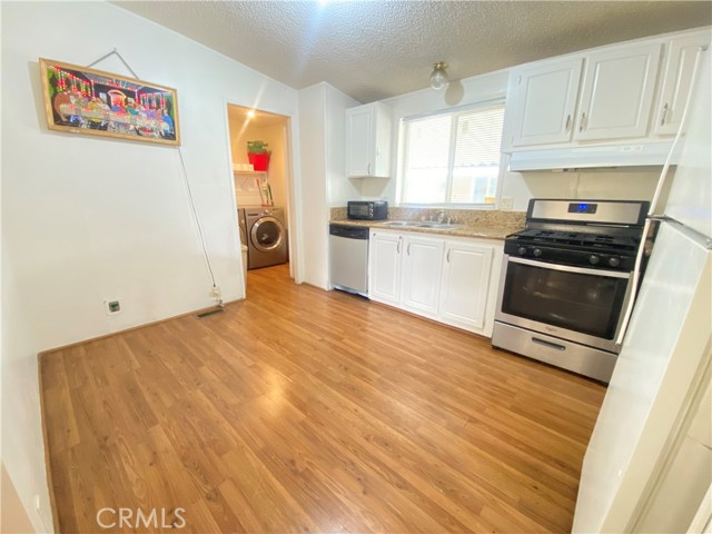 Detail Gallery Image 7 of 21 For 3701 Fillmore St #86,  Riverside,  CA 92505 - 3 Beds | 2 Baths