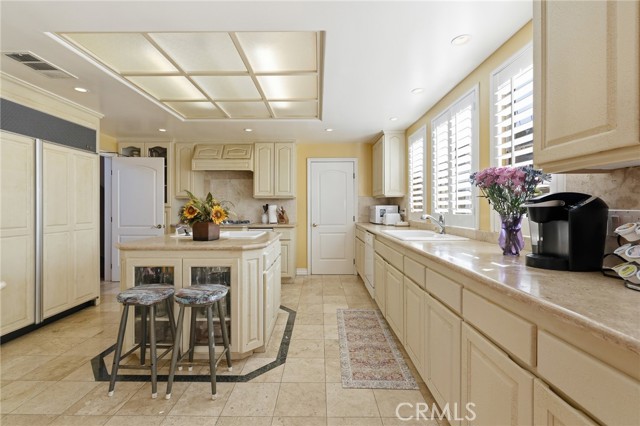 Detail Gallery Image 8 of 35 For 4177 S Cloverdale, Los Angeles,  CA 90008 - 4 Beds | 5 Baths