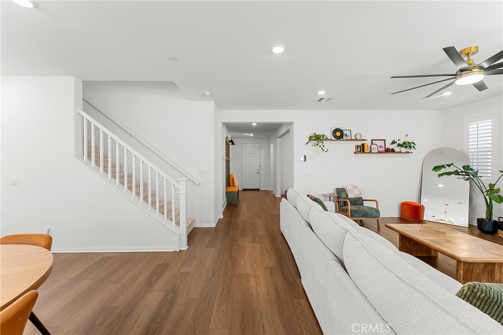 MLS #IG25146705 image #8