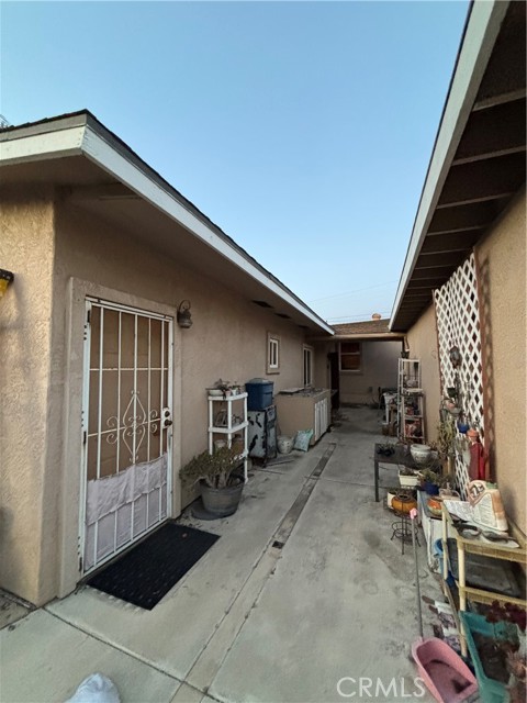678 Ash Avenue, Chula Vista CA: https://media.crmls.org/medias/7263f904-f45b-473b-946d-cf21b70807b8.jpg