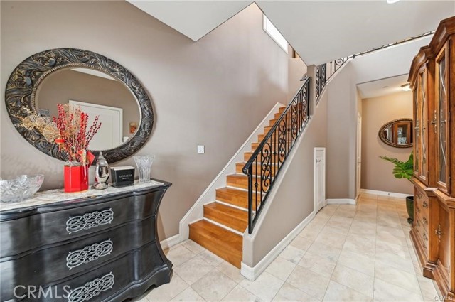 211 S. Francisca Avenue, Redondo Beach CA: https://media.crmls.org/medias/72646031-6750-4801-a4ae-0cd880c9301e.jpg