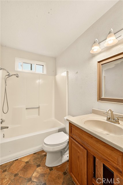 Detail Gallery Image 23 of 35 For 1435 Hammatt, Livingston,  CA 95334 - 4 Beds | 2 Baths