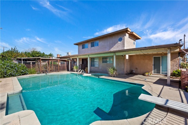 9850 Lombardy, Bloomington CA: https://media.crmls.org/medias/72651a72-39ad-4633-a1d3-8aac0b73362c.jpg