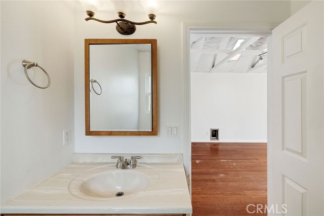 Detail Gallery Image 37 of 41 For 2313 Curtis, Redondo Beach,  CA 90278 - 3 Beds | 2 Baths