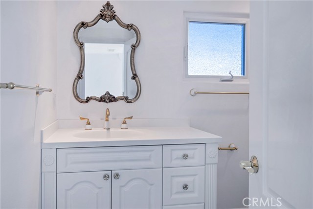 Detail Gallery Image 32 of 61 For 23601 Sidney Bay, Dana Point,  CA 92629 - 3 Beds | 3/1 Baths