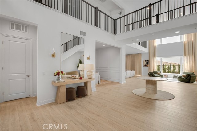 Detail Gallery Image 9 of 50 For 20204 W Albion Way, Porter Ranch,  CA 91326 - 5 Beds | 5/1 Baths