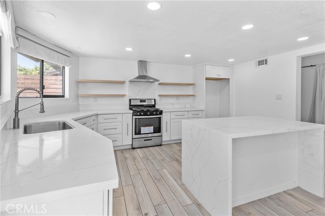 Detail Gallery Image 13 of 31 For 927 Sonora Court, San Dimas,  CA 91773 - 4 Beds | 2 Baths