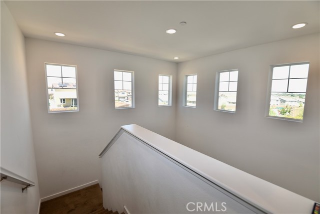 Image 19 of 53 For 36913 Arezzo Court