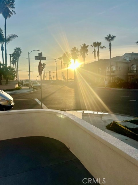 Detail Gallery Image 27 of 27 For 202 18th, Huntington Beach,  CA 92648 - 3 Beds | 2/1 Baths