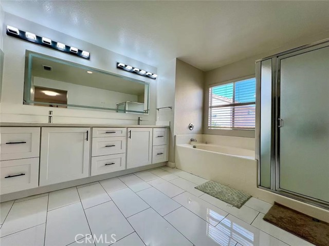 Detail Gallery Image 11 of 21 For 21 New Jersey, Irvine,  CA 92606 - 5 Beds | 3 Baths