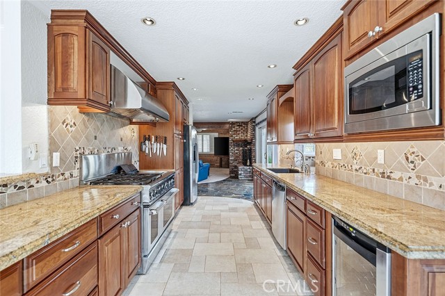 Detail Gallery Image 24 of 53 For 4372 Rainier Ct, Chino,  CA 91710 - 3 Beds | 2/1 Baths