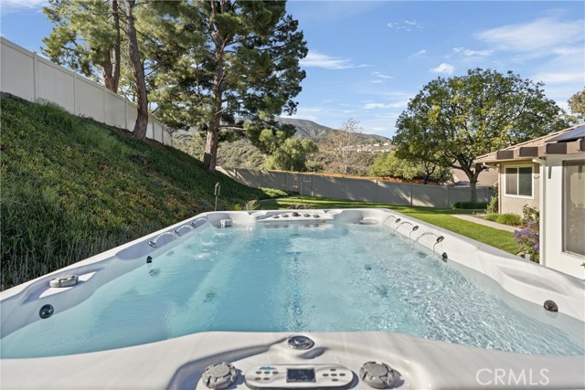 Detail Gallery Image 38 of 45 For 2022 Mirage Way, Corona,  CA 92882 - 3 Beds | 2 Baths