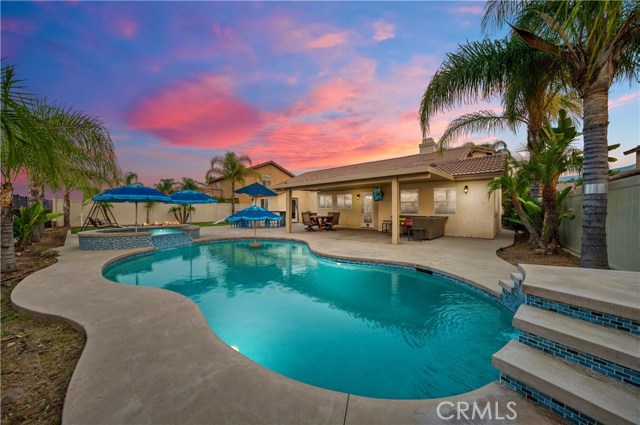 831 Captiva Circle, Corona, CA 92882