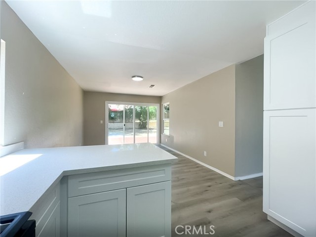 578 Conifer Drive, Palmdale CA: https://media.crmls.org/medias/726a65f9-16a5-49d0-b0de-6c2e136ff9ec.jpg