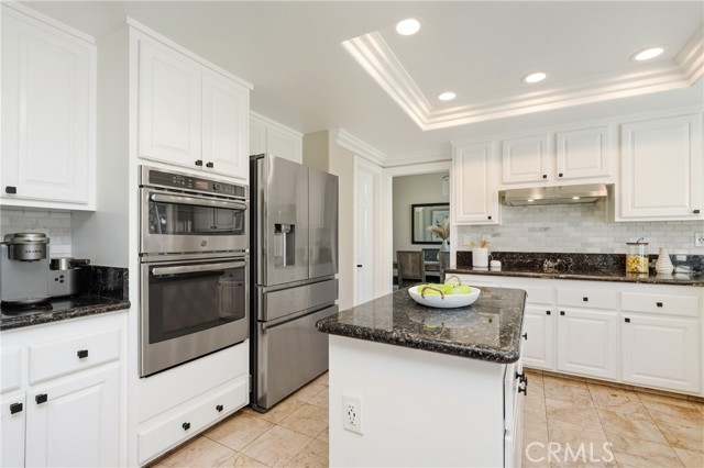 Detail Gallery Image 14 of 68 For 24320 via Arriba Linda, Yorba Linda,  CA 92887 - 5 Beds | 3 Baths