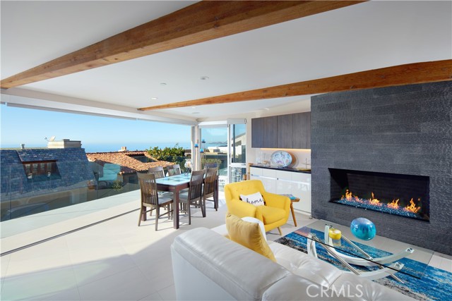 Detail Gallery Image 9 of 43 For 2680 Victoria Dr, Laguna Beach,  CA 92651 - 3 Beds | 3/1 Baths