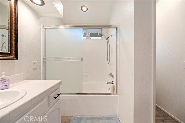 Image 29 of 41 For 19971 Westerly