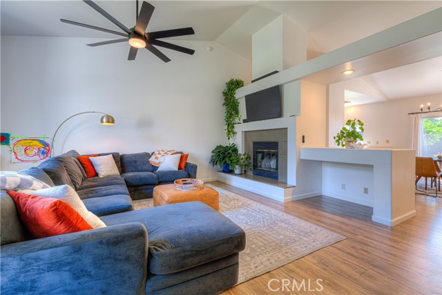 Detail Gallery Image 5 of 41 For 1918 Potter Rd, Chico,  CA 95928 - 3 Beds | 2 Baths