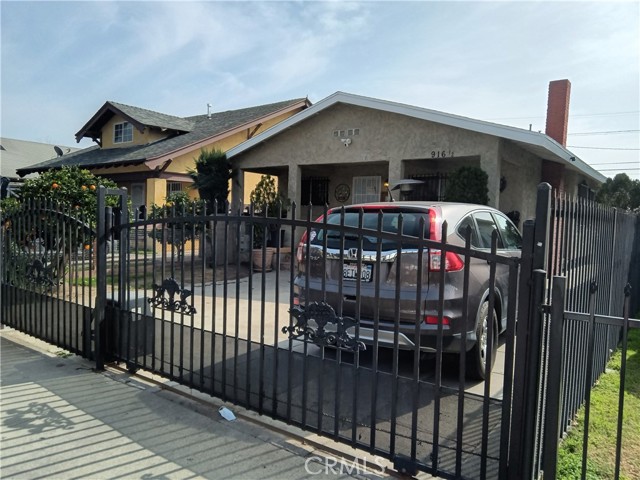 Image 2 for 916 W 53Rd St, Los Angeles, CA 90037