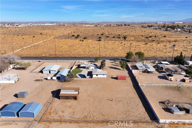 Detail Gallery Image 5 of 45 For 41331 20th St, Palmdale,  CA 93551 - 2 Beds | 2 Baths