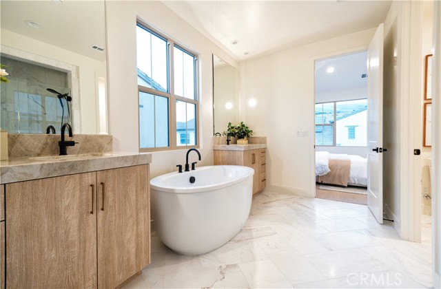 149 Somera, Irvine CA: https://media.crmls.org/medias/726e2da3-cc24-4c46-84d4-1f3fba9026d6.jpg
