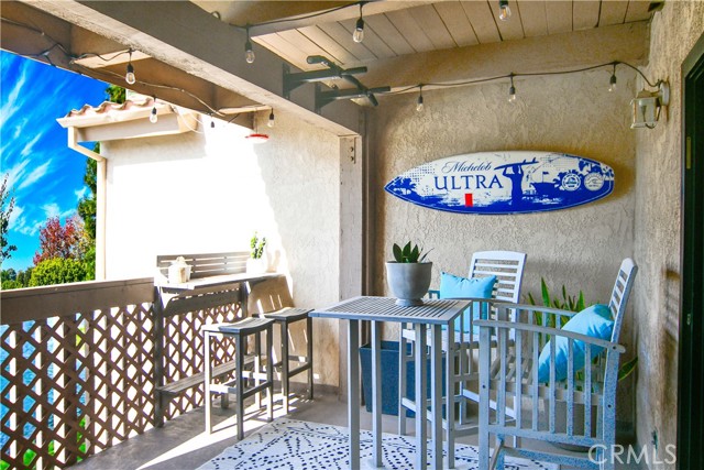 Detail Gallery Image 3 of 45 For 16551 Grunion Lane #204,  Huntington Beach,  CA 92649 - 2 Beds | 2 Baths